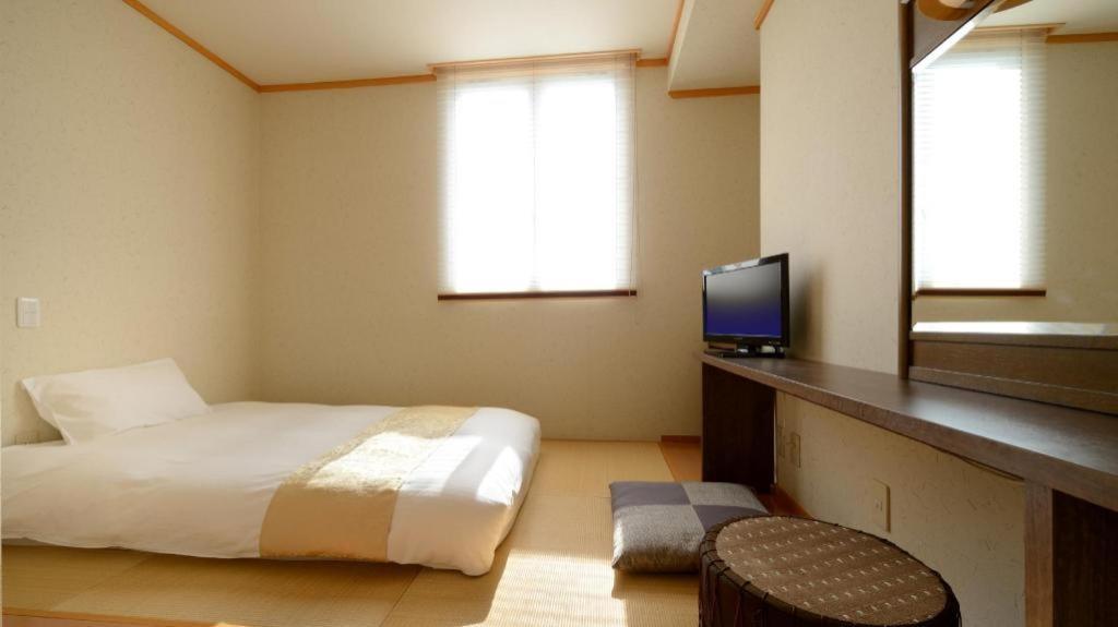 Hotel New Palace Aizuwakamatsu Exterior photo